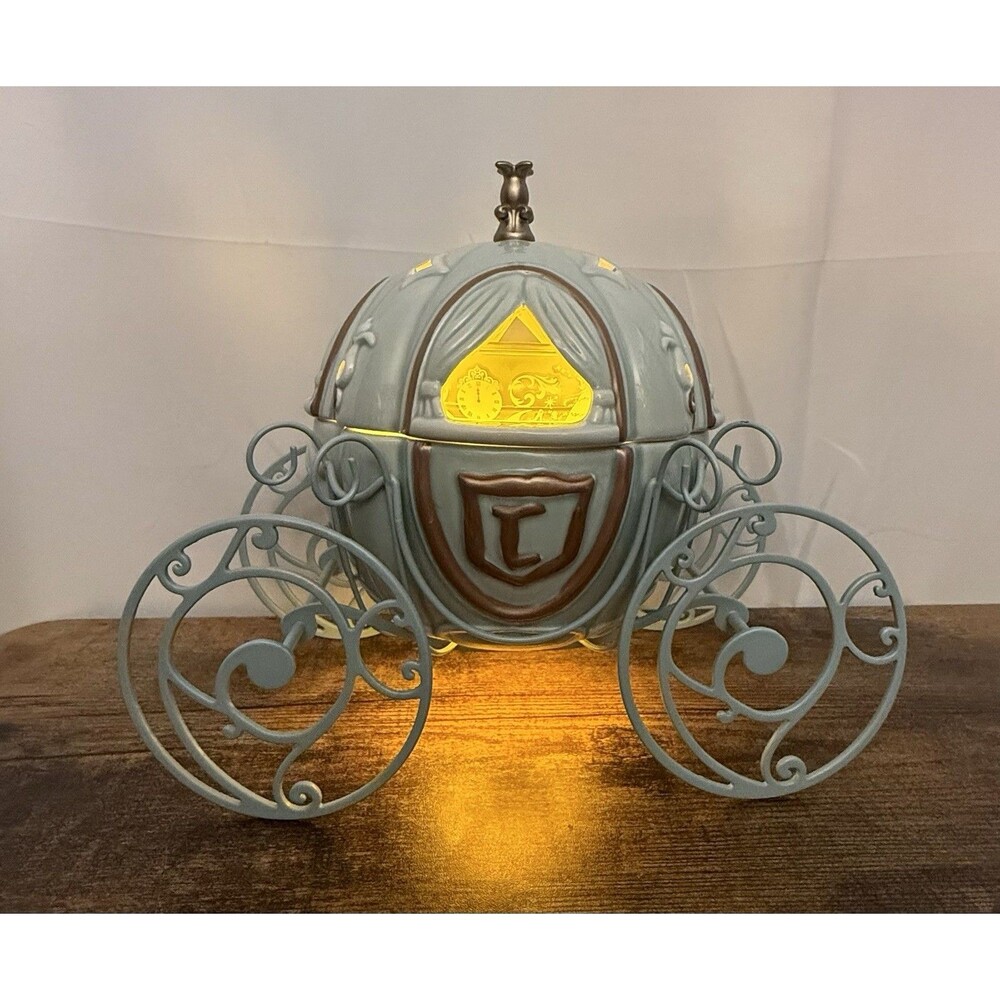 Scentsy Disney Cinderella Carriage Warmer